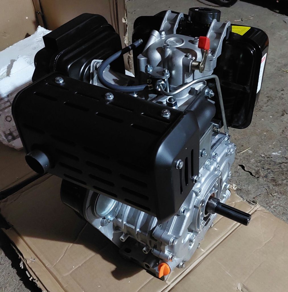 Motor dizel 14 ks  el.start — slika