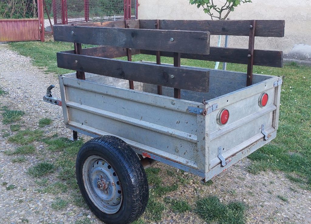 Auto prikolica — slika